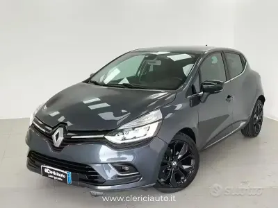 Usata Renault Clio IV Life 90 CV (66 kW) 2019 Grigio Berlina