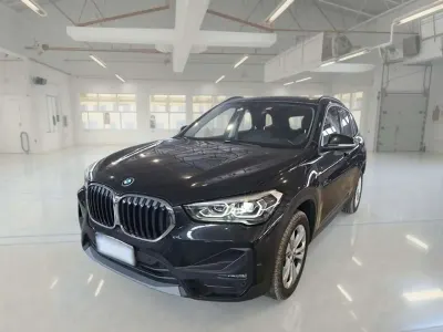 Usata BMW X1 Advantage 125 CV (91 kW) 2022 Nero SUV