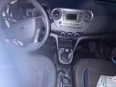 Usata Hyundai i10 67 CV (49 kW) 2019 Bianco Utilitaria