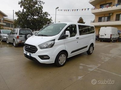 Usata Ford Transit Custom 130 CV (95 kW) 2022 Bianco Monovolume