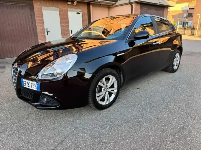 Usata Alfa Romeo Giulietta Progression 105 CV (77 kW) 2010 Nero Utilitaria