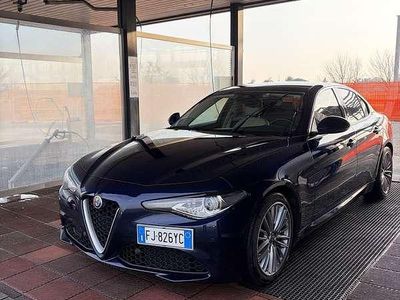 Usata Alfa Romeo Giulia Super 180 CV (132 kW) 2017 Blu Berlina