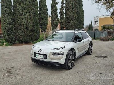 Usata Citroën C4 Cactus Shine 99 CV (72 kW) 2016 Grigio Utilitaria