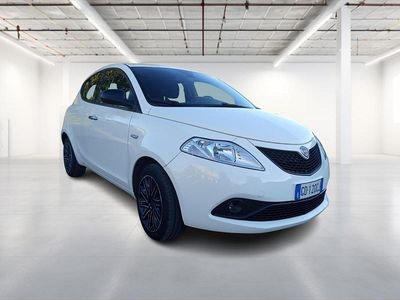 Bianco pastello Usata 2020 Lancia Ypsilon Silver Utilitaria | 10.900 € (Buon prezzo)