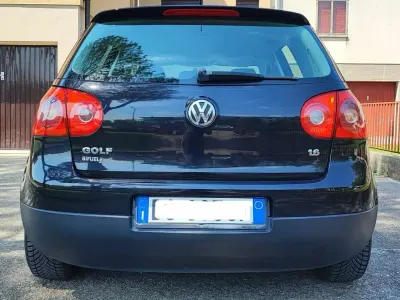 Usata VW Golf VI United 102 CV (75 kW) 2008 Nero Utilitaria
