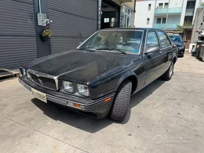 Usata Maserati 422 222 CV (163 kW) 1983 Nero Berlina