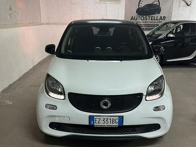 Usata Smart ForFour Passion 71 CV (52 kW) 2015 Bianco Utilitaria