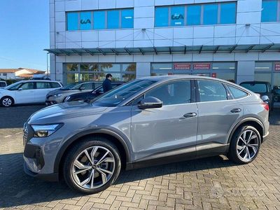 Usata Audi Q4 e-tron Business 150 kW (204 CV) 2023 Grigio selce SUV