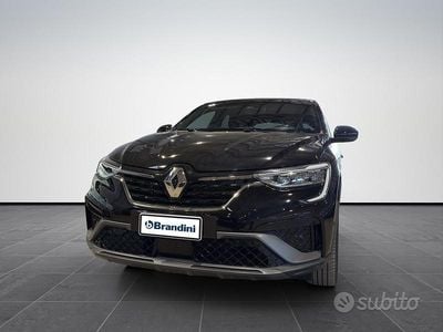 Usata Renault Arkana Engineered 94 CV (69 kW) 2022 Nero SUV
