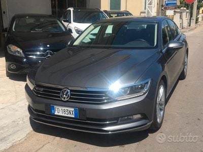 Usata VW Passat Business+ 240 CV (176 kW) 2015 Grigio Berlina