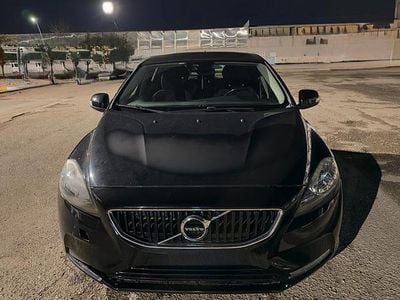 Usata Volvo V40 Inscription 119 CV (87 kW) 2017 Nero Berlina