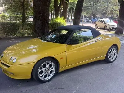 Usata Alfa Romeo Spider Lusso 150 CV (110 kW) 1999 Cabrio