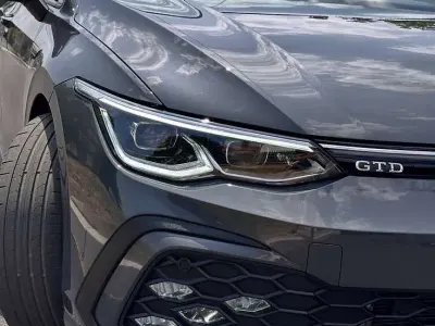 Usata VW Golf VIII GTD 200 CV (147 kW) 2021 Grigio Berlina