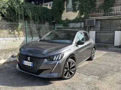 Usata Peugeot 208 GT 101 CV (74 kW) 2022 Utilitaria