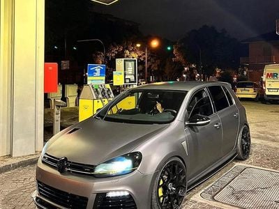 Usata VW Golf VI R 271 CV (199 kW) 2011 Grigio Utilitaria