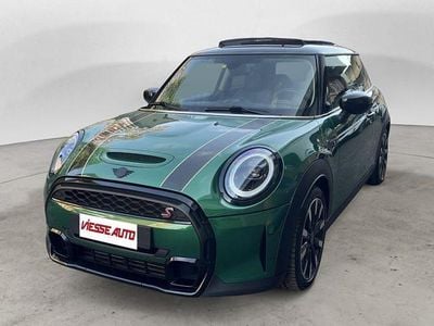 Usata Mini Cooper S 178 CV (130 kW) 2021 Verde metallizzato Utilitaria