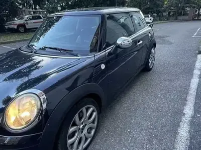 Usata Mini Cooper 120 CV (88 kW) 2007 Nero Utilitaria