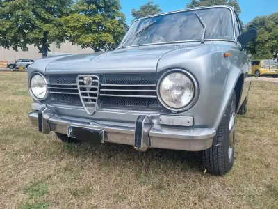 Usata Alfa Romeo Giulia 1300 Super 1970 Berlina