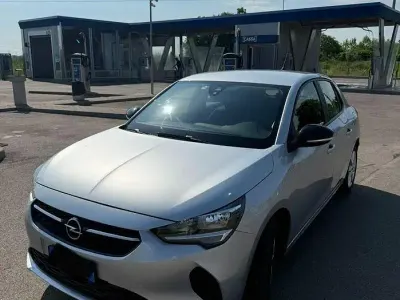 Usata Opel Blitz Edition 102 CV (75 kW) 2022 Grigio Berlina