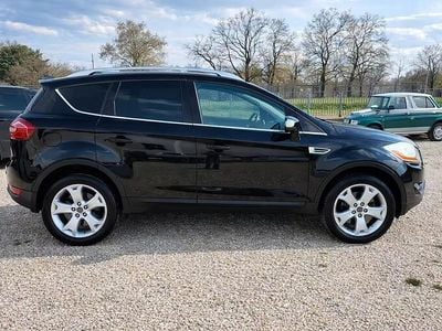 Usado Ford Kuga Titanium 136 CV (100 kW) 2008 Negro SUV