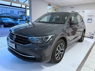 Usata VW Tiguan Life 150 CV (110 kW) 2023 Grigio SUV