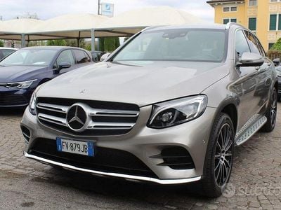Usata Mercedes GLC250 Premium 211 CV (155 kW) 2019 Grigio scuro SUV