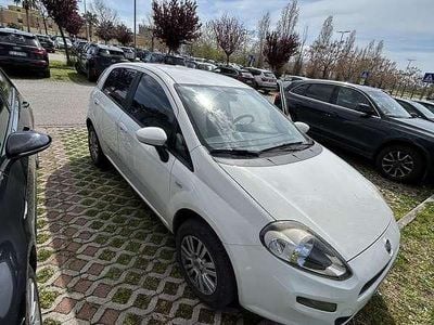 Usata Fiat Grande Punto 77 CV (56 kW) 2015 Utilitaria
