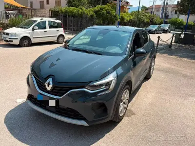 Usata Renault Captur Zen 101 CV (74 kW) 2023 SUV