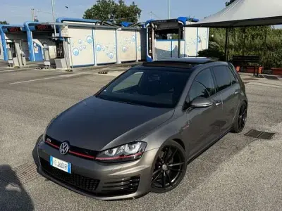 Usata VW Golf VII GTI 220 CV (161 kW) 2015 Bronzo Berlina