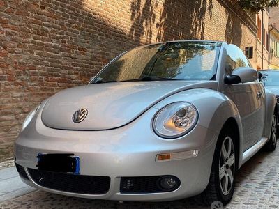 usata VW Beetle 1.9 TDI 105CV Cabrio