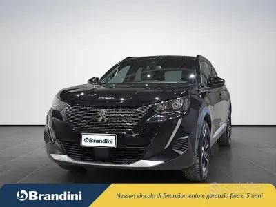Usata Peugeot 2008 Allure 102 CV (75 kW) 2023 Nero SUV