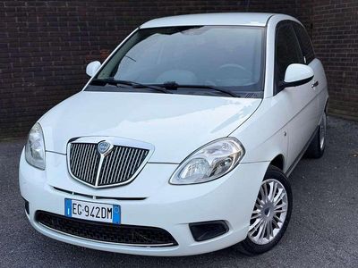 Usata Lancia Ypsilon 75 CV (55 kW) 2011 Utilitaria