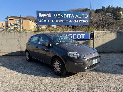 Usata Fiat Punto Street 69 CV (50 kW) 2016 Grigio Berlina