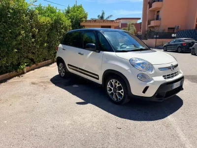 Usata Fiat 500L Trekking 85 CV (62 kW) 2015 Bianco Monovolume