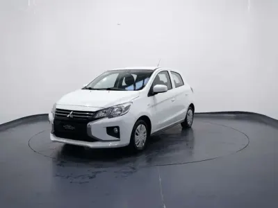 Usata Mitsubishi Space Star 71 CV (52 kW) 2020 Bianco Utilitaria