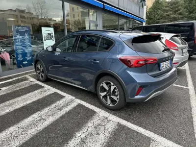 Usata Ford Focus ST-Line 120 CV (88 kW) 2022 Berlina