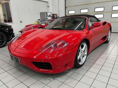 Usata Ferrari 360 400 CV (294 kW) 2004 Rosso Cabrio