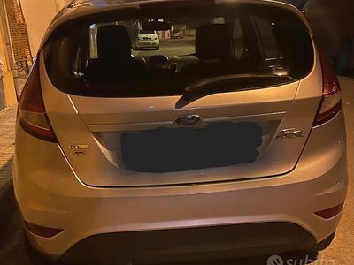 Usata Ford Fiesta 2011 Grigio Utilitaria