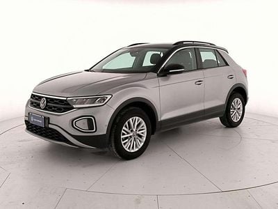 Usata VW T-Roc Life 150 CV (110 kW) 2024 Pyrit silver metallizzato nero SUV