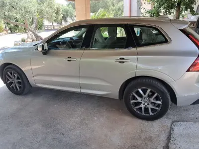 Usata Volvo XC60 Business Edition 190 CV (139 kW) 2020 SUV