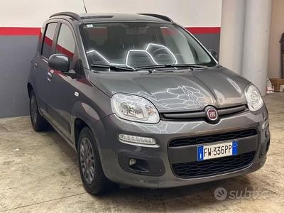 Usata Fiat Panda Lounge 69 CV (50 kW) 2019 Grigio Utilitaria