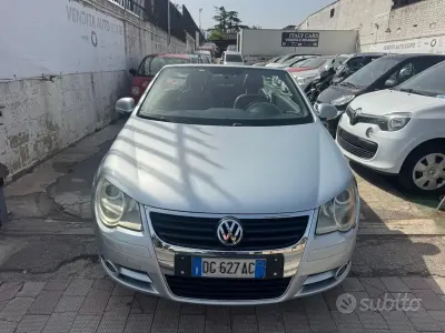 Usata VW Eos 140 CV (102 kW) 2007 Grigio Cabrio
