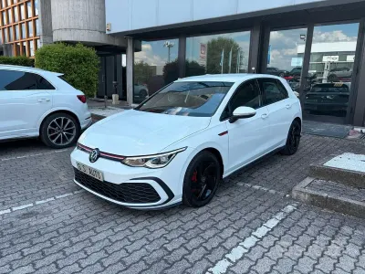 Usata VW Golf VIII GTI 245 CV (180 kW) 2024 Bianco Berlina