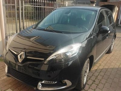 Usata Renault Scénic III 110 CV (80 kW) 2011 Nero Monovolume