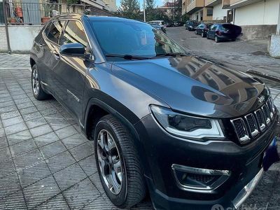 Usata Jeep Compass 140 CV (102 kW) 2019 Grigio SUV