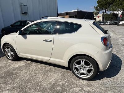 Gebraucht Alfa Romeo MiTo Distinctive 90 PS (66 kW) 2009 Weiß Kleinwagen