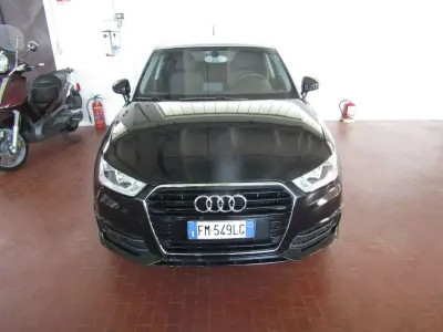 Usata Audi A1 Sportback Ambiente 90 CV (66 kW) 2017 Nero Utilitaria