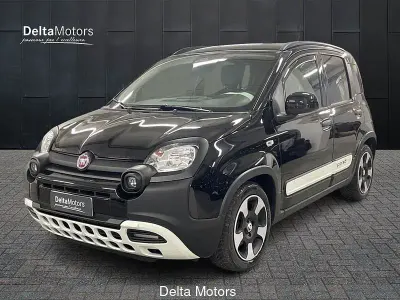 Usata Fiat Panda Cross 69 CV (50 kW) 2025 Utilitaria