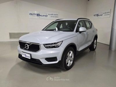 Usata Volvo XC40 Momentum 163 CV (119 kW) 2020 Grigio SUV