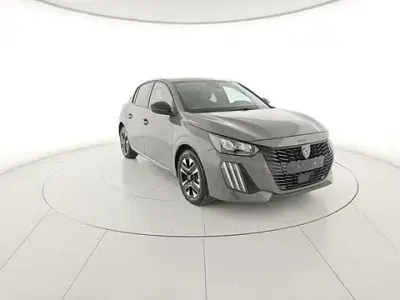 Käytetty Peugeot 208 Allure 101 HP (74 kW) 2025 Harmaa Viistoperä
